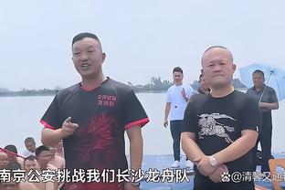 文班谈生涯新高的8封盖：我最近感觉对手攻击我的次数越来越少了